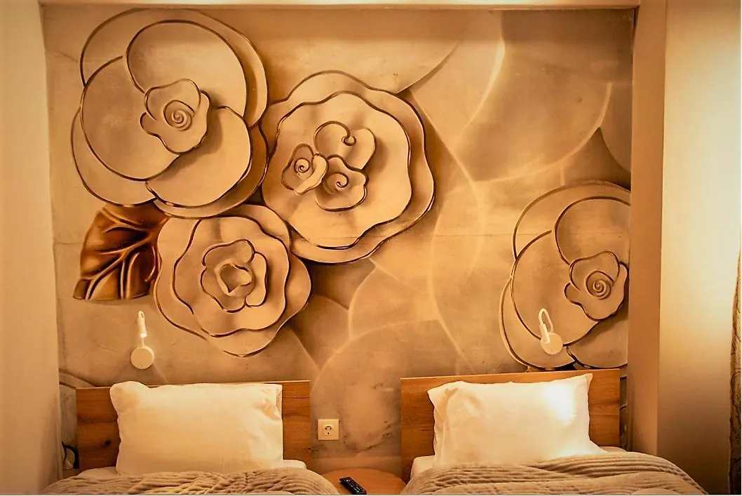 Jukebox Suite 2 Bedrooms - Big Balcony Thessaloniki