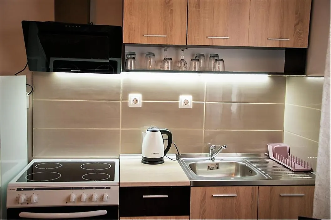 Jukebox Suite 2 Bedrooms - Big Balcony Thessaloniki Apartment