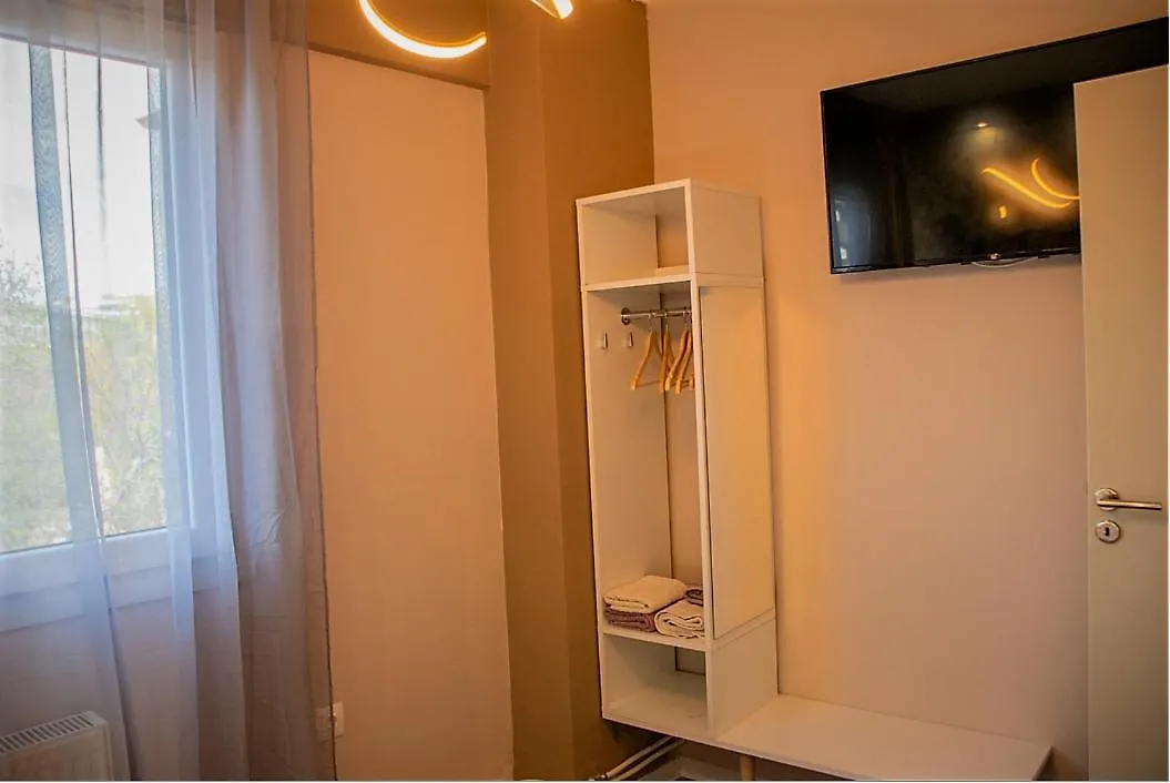 Jukebox Suite 2 Bedrooms - Big Balcony Thessaloniki